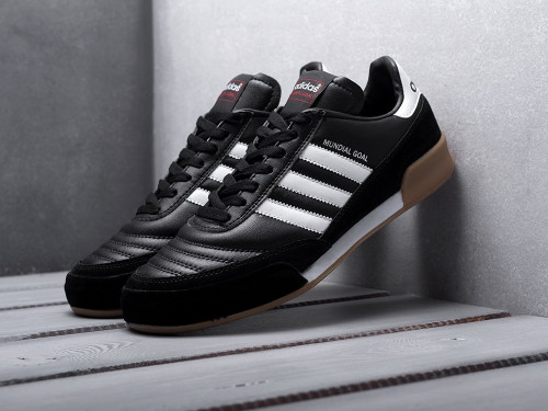 Футбольная обувь Adidas Mundial Goal