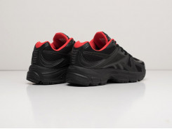 Кроссовки Vetements x Reebok Spike Runner 200