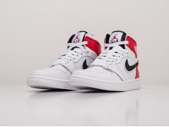 Кроссовки Nike Air Jordan 1 Mid