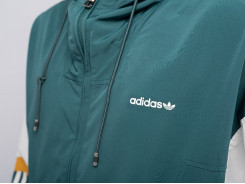 Ветровка Adidas