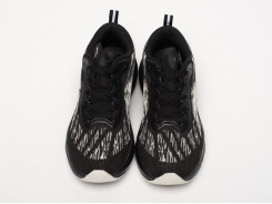 Кроссовки Asics Novablast 3