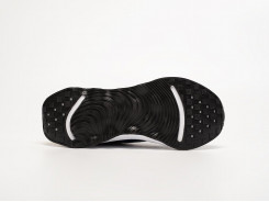 Кроссовки Nike Motiva