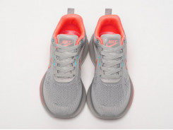 Кроссовки Nike