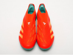 Футбольная обувь Adidas Predator Elite FG