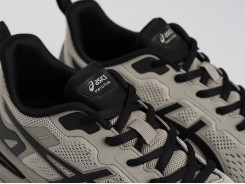 Кроссовки Asics