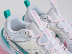 Кроссовки Nike V2K Run