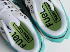 Кроссовки New Balance FuelCell Rebel V4