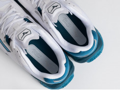 Кроссовки Mizuno Wave Lightning Z8