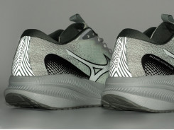 Кроссовки Mizuno ASTRO PLUS