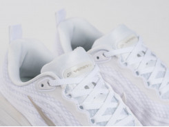 Кроссовки Nike Vomero 18