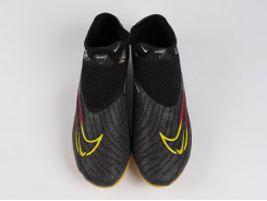 Футбольная обувь Nike Gripknit Phantom GX FG