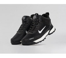 Зимние кроссовки Nike Rivah Mid