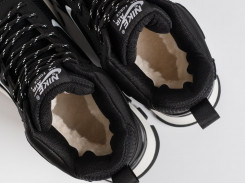 Зимние кроссовки Nike Rivah Mid