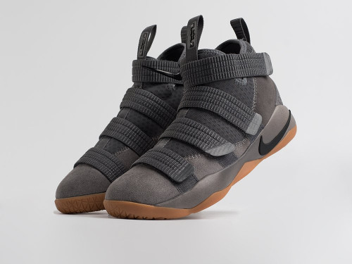 Кроссовки Nike Lebron Soldier 11