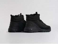 Зимние кроссовки Nike Rivah