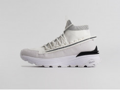 Кроссовки Moncler Monte Runner High Кроссовки Moncler Monte Runner High