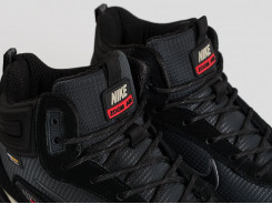 Зимние кроссовки Nike Rivah Mid