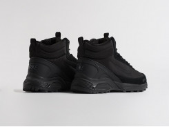 Зимние кроссовки Nike Rivah Low Зимние кроссовки Nike Rivah Low