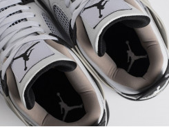 Кроссовки Nike Air Jordan 4 Retro Кроссовки Nike Air Jordan 4 Retro