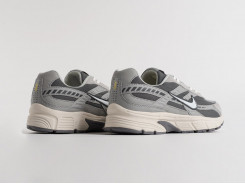 Кроссовки Nike Initiator