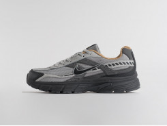 Кроссовки Nike Initiator