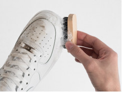 Щётка для обуви