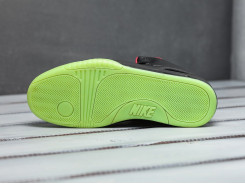 Кроссовки Nike Air Yeezy 2